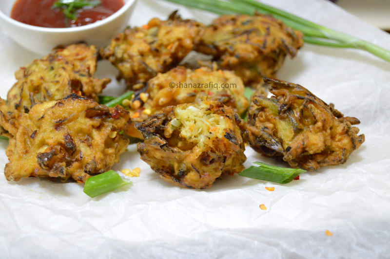 Bakwan Sayur - Vegetable Fritters | Indonesian Pakoda - Veg Snacks ...