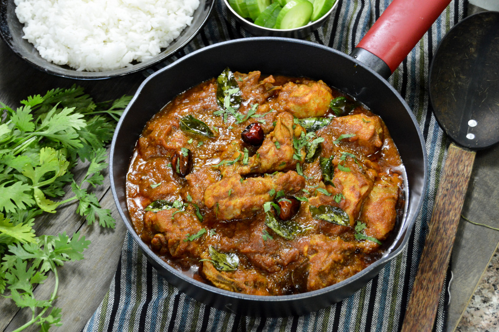 Chicken Chettinad ~ Chettinad Style Chicken Curry - Shanaz Rafiq Recipes