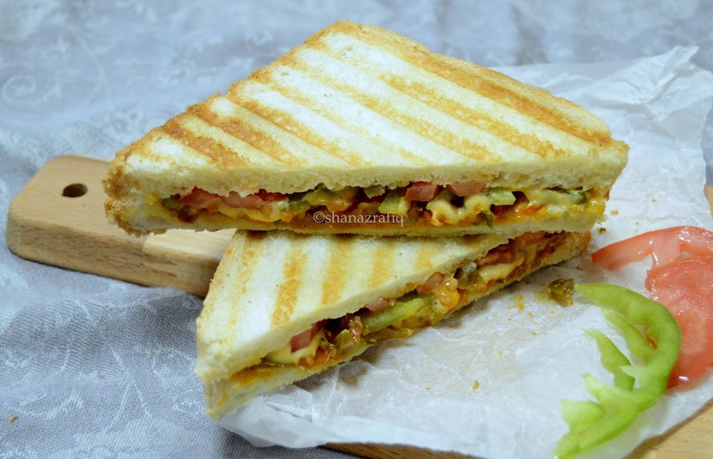 Vegetable Sandwich | Carrot & Capsicum Sandwich - Shanaz Rafiq Recipes